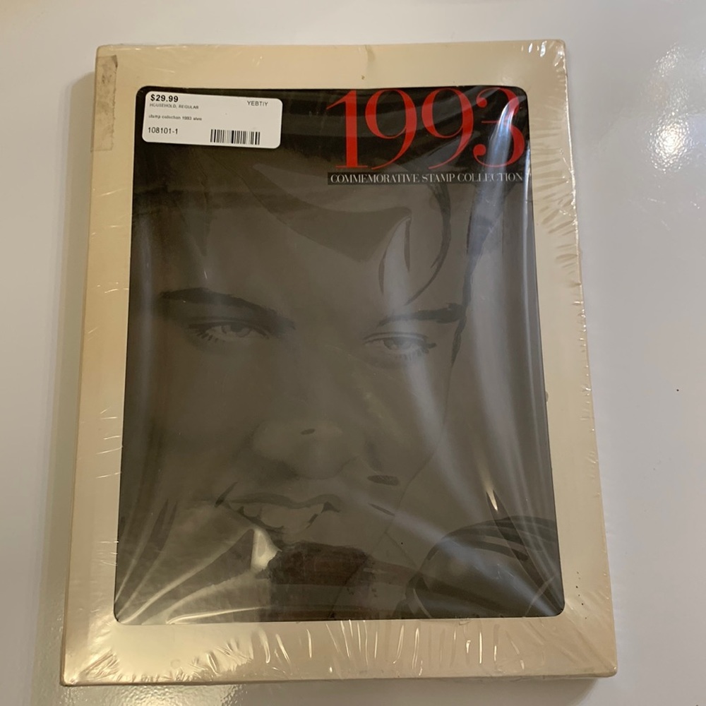 1993 Commemorative Stamp Collection of Elvis Presley